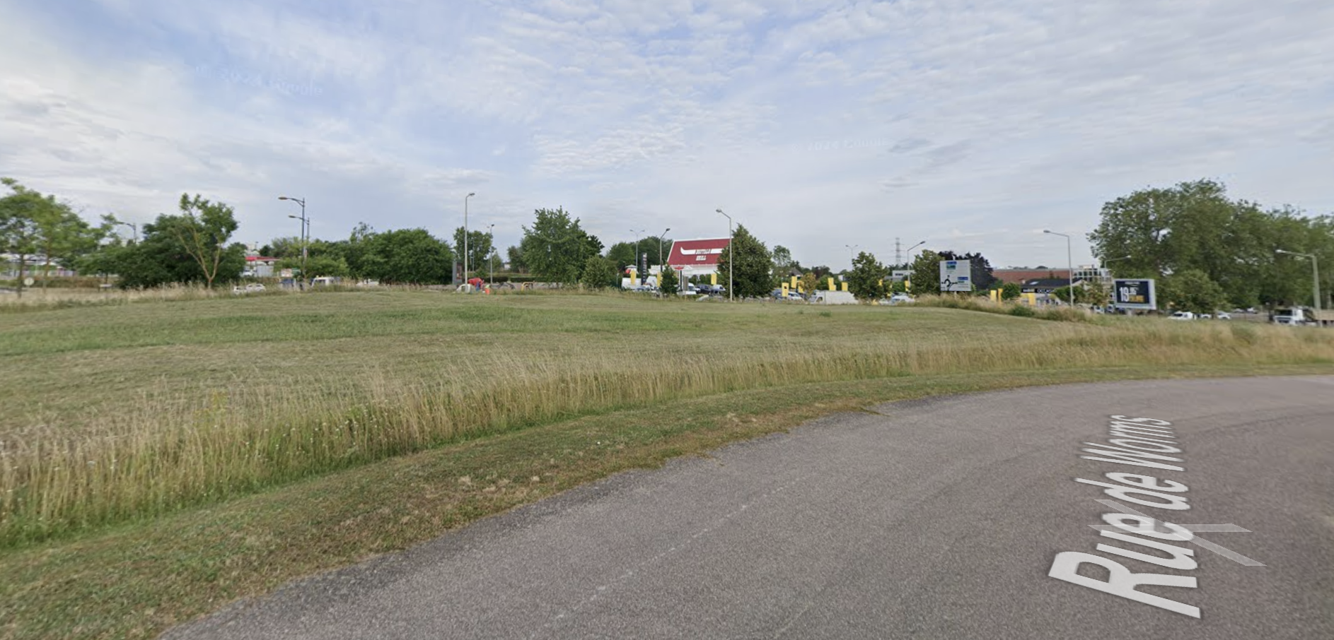 Terrains — 3 500 m² — Auxerre